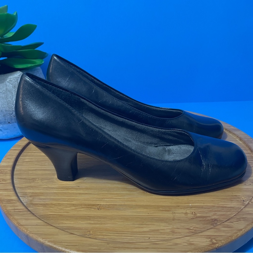 Aerosoles Wise Guy Leather Pumps Black Slip-On Kitten Heel Dress Shoes Size 9M - Picture 3 of 8